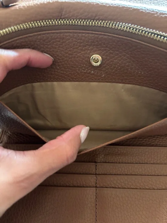 Cuyana Pebbled Leather Crossbody Wallet in Caramel Brown with Gold Hardware - Picture 7 of 16